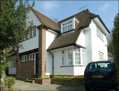 07 Hill Close